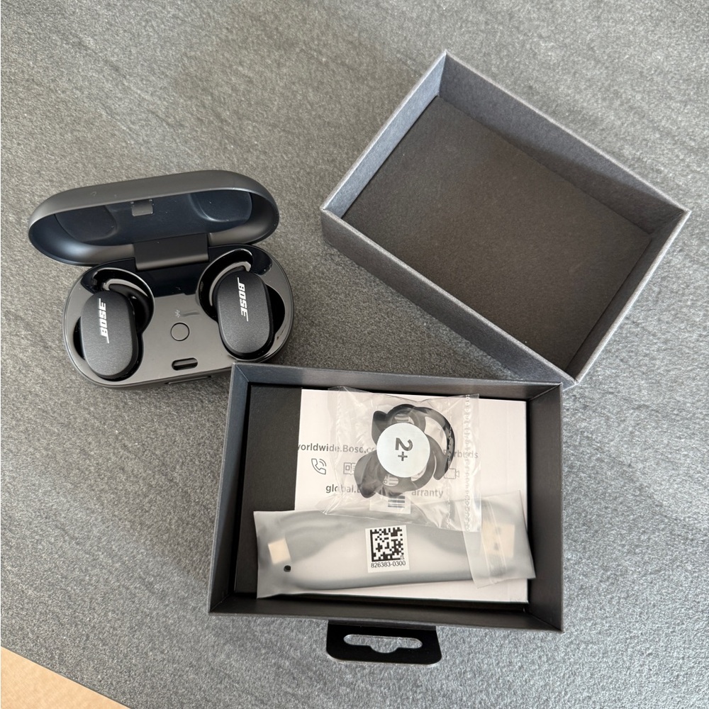 Bose QuietComfort Earbuds - new in box